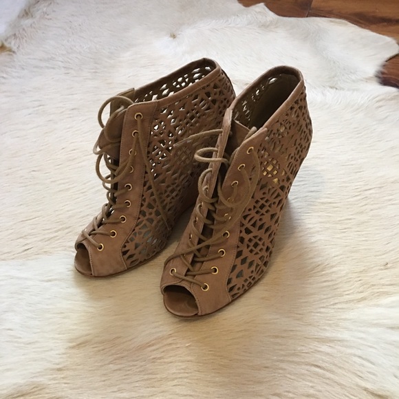 Stuart Weitzman wedge shoes 36 - Picture 1 of 8